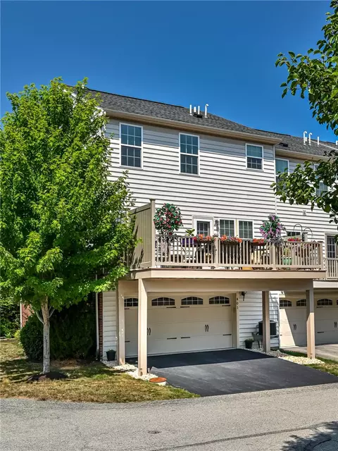 Exterior - 401 Pointe View Dr, Mars, PA 16046 photo 6 of 7