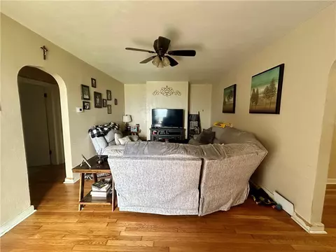 Living - 2013 State St, Clairton, PA 15025 photo 2 of 3