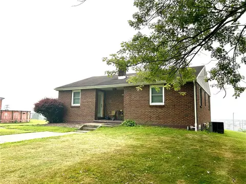 Exterior - 2013 State St, Clairton, PA 15025 photo 7 of 7