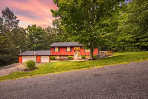 138 Cherry Ln, Central City, PA 15926