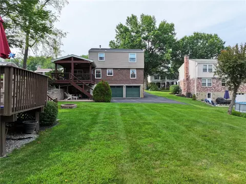 Exterior - 122 Painter St, Trafford, PA 15085 photo 10 of 11