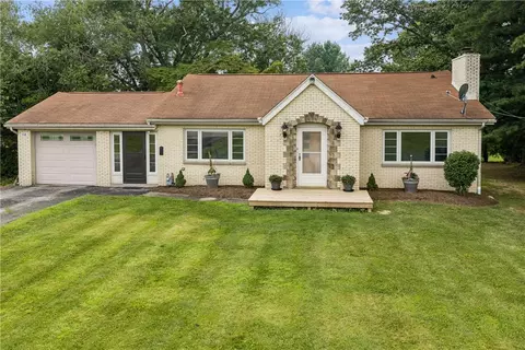 114 Schutte Dr, Beaver Falls, PA 15010