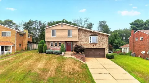 306 Beckman Dr, Mckeesport, PA 15132