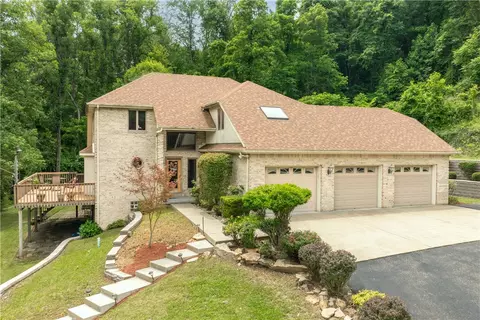 461 And 467 Fan Hollow Rd, Uniontown, PA 15401