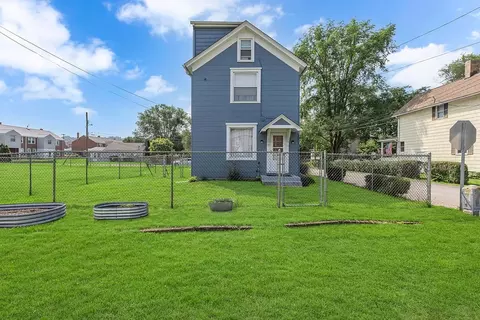 330 Greenlee St, Beaver, PA 15009