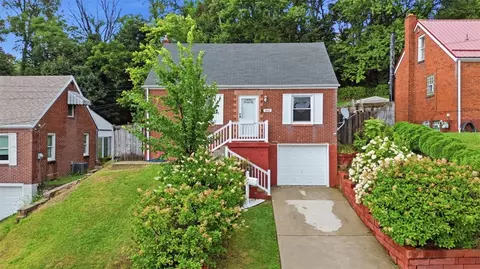 665 Irwin Run Rd, West Mifflin, PA 15122