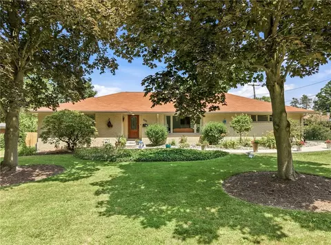 200 Hazen Rd, Sharpsville, PA 16150