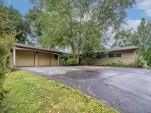 2636 Sample Rd, Allison Park, PA 15101
