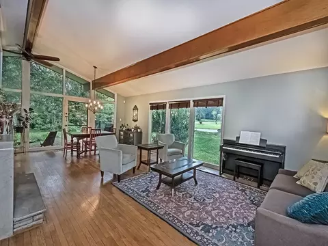 2636 Sample Rd, Allison Park, PA 15101 photo 4