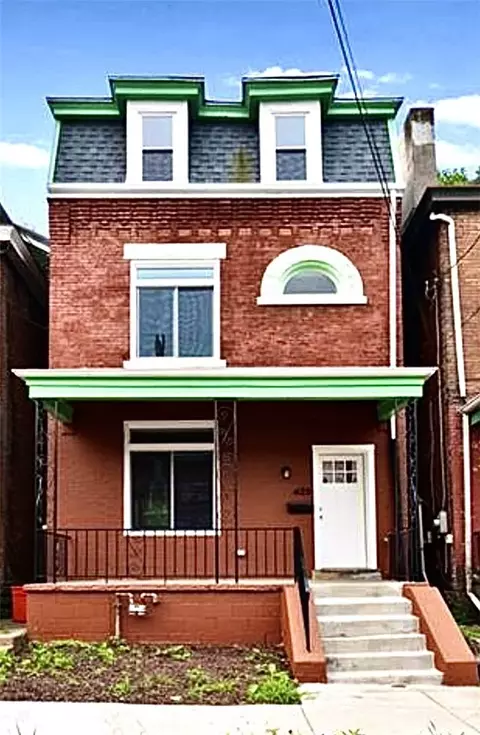 425 W Elizabeth, Pittsburgh, PA 15207
