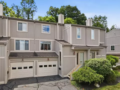 1554 Pineview, Pittsburgh, PA 15241