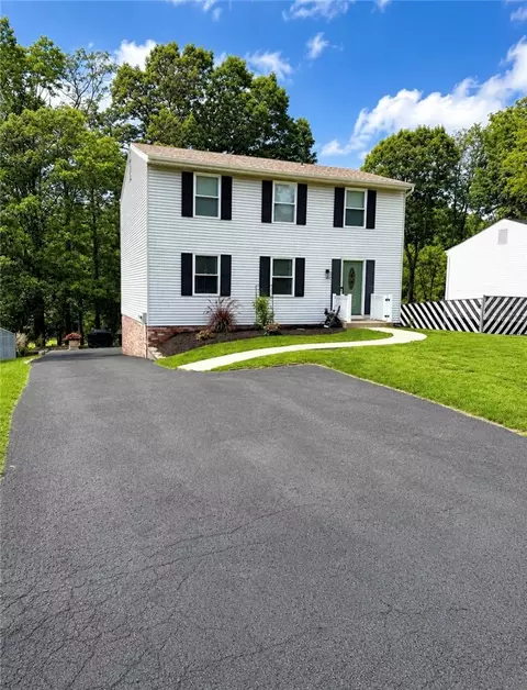 1913 Riggs Rd, South Park, PA 15129