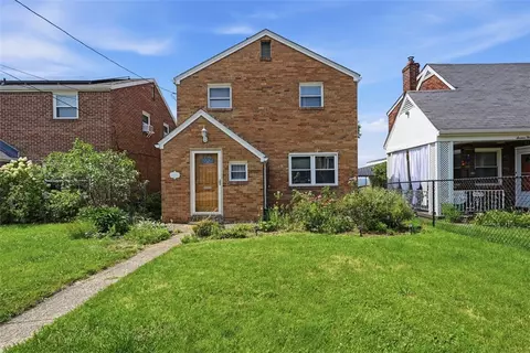 1611 Trinity St, Pittsburgh, PA 15206