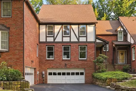 224 Thornberry, Pittsburgh, PA 15234