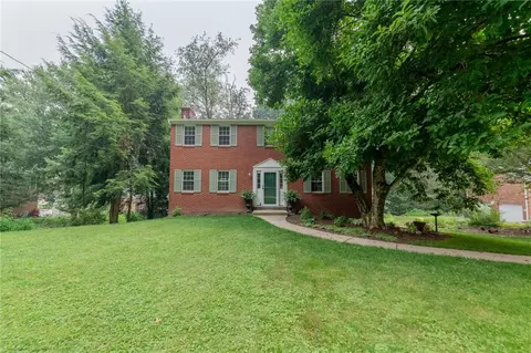 620 Berwick Ct, Pittsburgh, PA 15237
