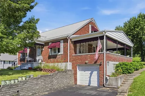 833 Weirich Ave, Washington, PA 15301