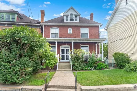 111 W Fayette St, Connellsville, PA 15425