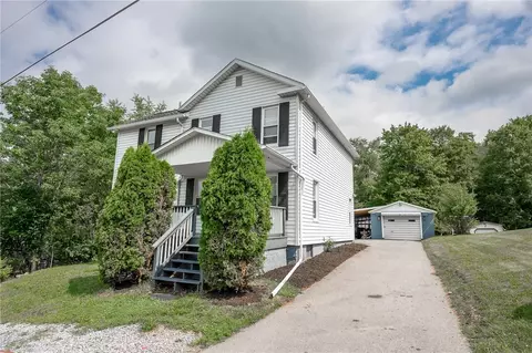 529 Seward St, Seward, PA 15954