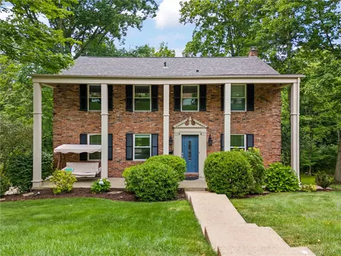 437 Hunting Creek Rd, Canonsburg, PA 15317