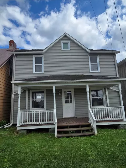 628 Orr Ave, Ford Cliff, PA 16228