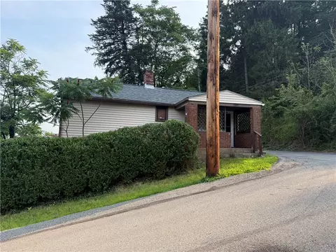 843 Delaware Ave, Glassport, PA 15045