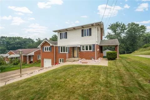 1410 Romano Dr, Bridgeville, PA 15017
