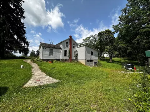 648 Old Hickory Ridge Rd, Washington, PA 15301