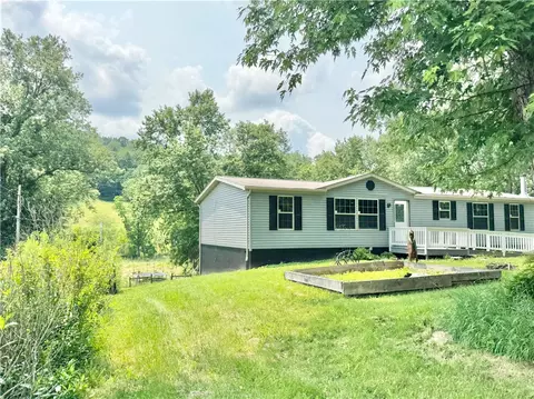 955 S Bridge Rd, Prosperity, PA 15329