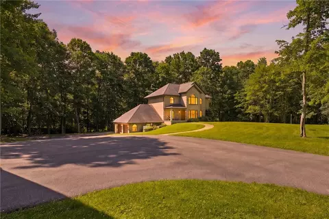 389 Stepping Stone Rd, Somerset, PA 15501