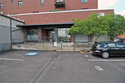2250 Mary St #214, Pittsburgh, PA 15203