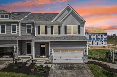 3204 Maple Crest Ct, Butler, PA 16001