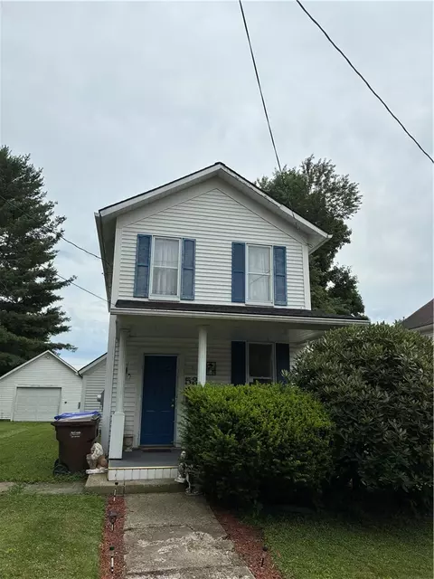53 Stewart Ave, Greenville, PA 16125