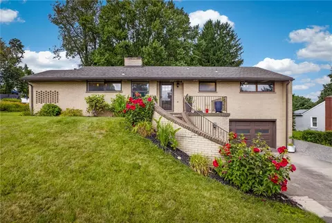 11 Ellen Dr, Mckees Rocks, PA 15136