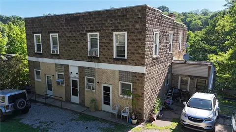 1088 Milltown Rd, Verona, PA 15147