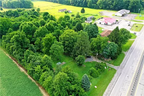 3607 N Hermitage, Transfer, PA 16154