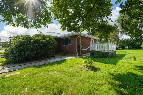 19 Armstrong, Cheswick, PA 15024