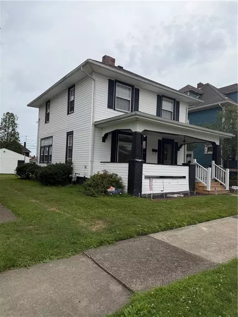 399 Sherman Ave, Sharon, PA 16146