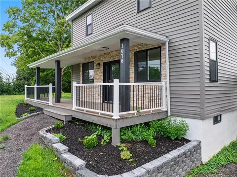 Exterior - 1076 Chapel Rd, Monaca, PA 15061 photo 4 of 7