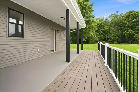 Exterior - 1076 Chapel Rd, Monaca, PA 15061 photo 7 of 7