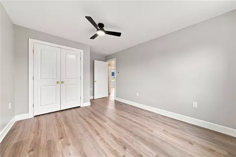Bedroom - 1076 Chapel Rd, Monaca, PA 15061 photo 3 of 8