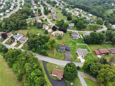 View/Area - 1076 Chapel Rd, Monaca, PA 15061 photo 4 of 5