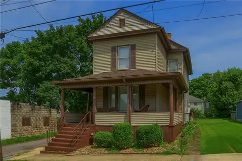 409 E Reynolds St, New Castle, PA 16101