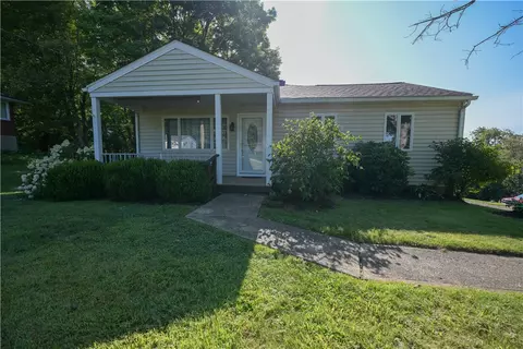 149 Skyline Dr, Beaver Falls, PA 15010