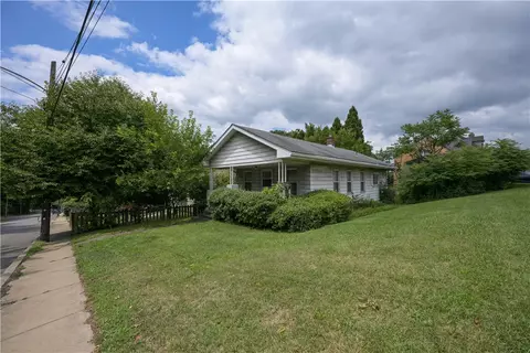 1702 Steuben St, Pittsburgh, PA 15205