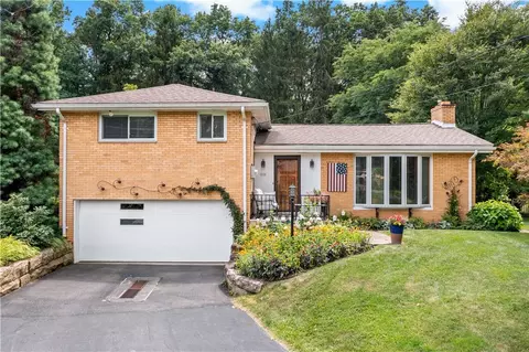 124 Oak Hills Mnr, Butler, PA 16002