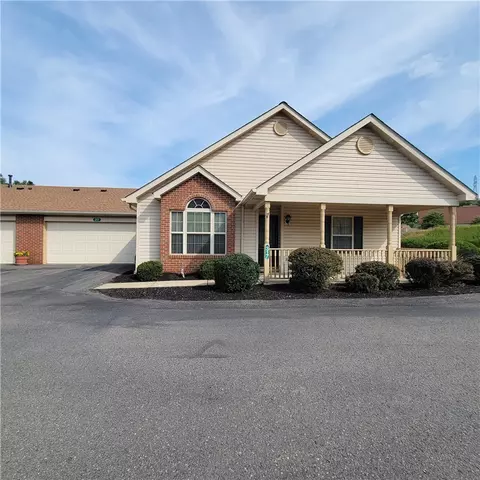 317 Allandale Dr, Bethel Park, PA 15102