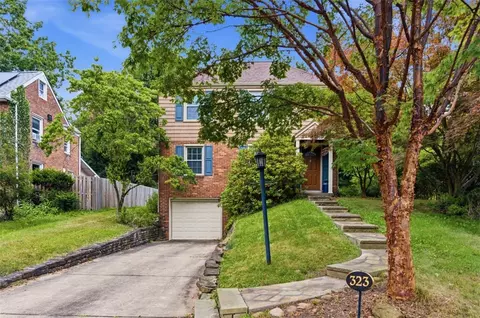 323 Constitution Dr, Pittsburgh, PA 15236