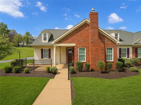2164 Isleworth Ln, Cranberry Township, PA 16066