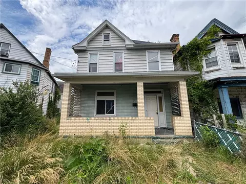 1322 Louise St, Homestead, PA 15120