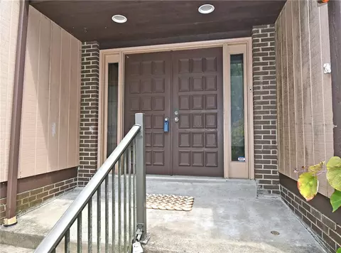 Entry Way - 986 Segar Rd, Pittsburgh, PA 15243 photo 1 of 1